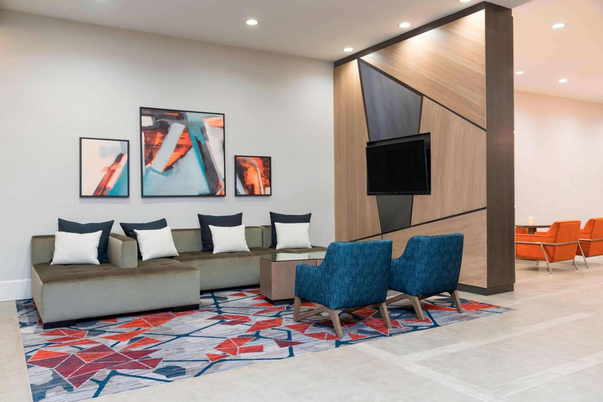Sonesta Hotel Grand Rapids Airport Exteriör bild