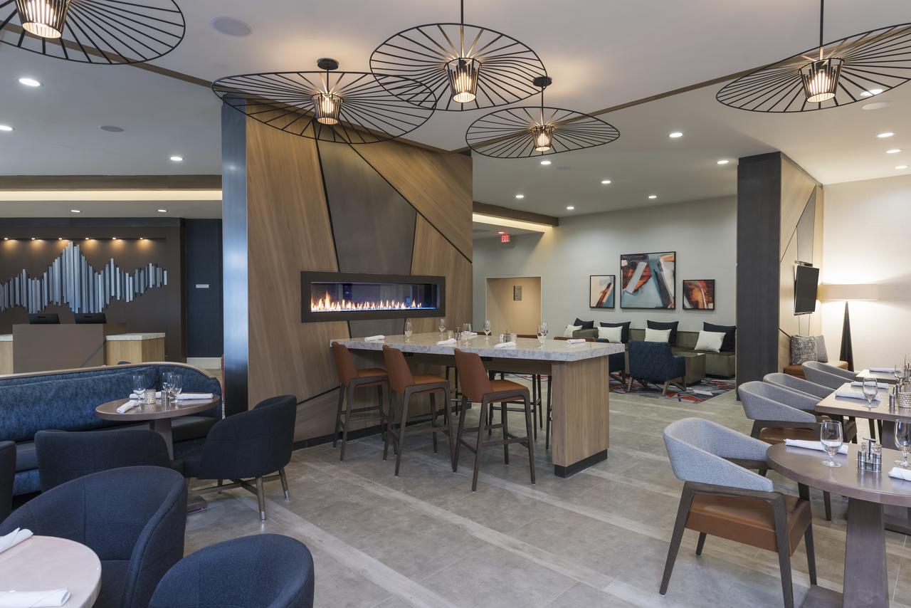 Sonesta Hotel Grand Rapids Airport Exteriör bild