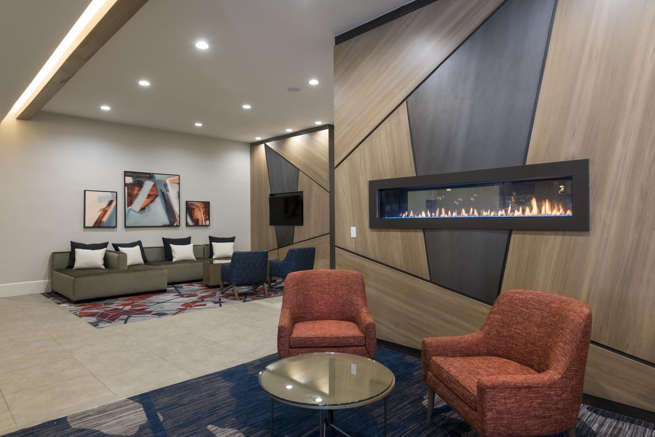 Sonesta Hotel Grand Rapids Airport Exteriör bild